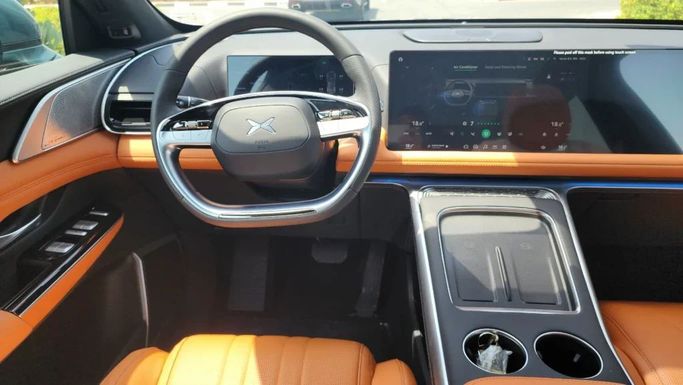 New Xpeng G9, 2024 in Dubai by Alwan Global Cars, Green color. Other | AUTO.AE