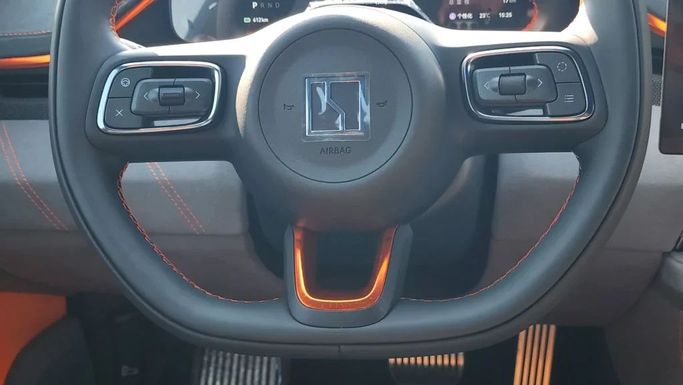 Новый Zeekr 001 I Рестайлинг, 2025 в Дубае от Alwan Global Cars Белый цвет. Other | AUTO.AE