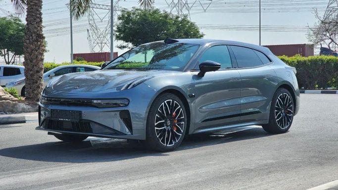 Новый Zeekr 001 I Рестайлинг, 2024 в Дубае от Alwan Global Cars Серый цвет. Other | AUTO.AE