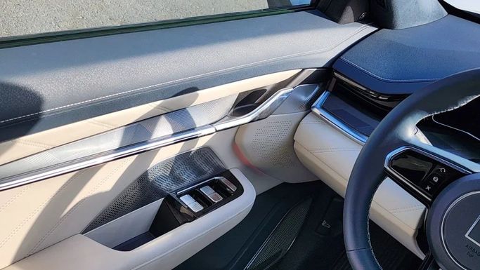 New Zeekr 001 I Facelift, 2023 in Dubai by Alwan Global Cars, White color. Other | AUTO.AE