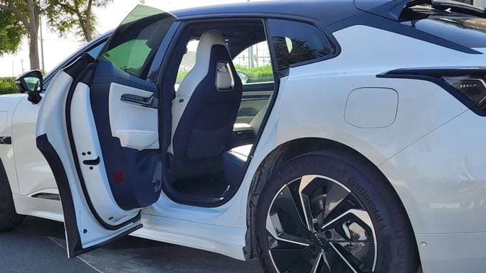 New Zeekr 001 I Facelift, 2023 in Dubai by Alwan Global Cars, White color. Other | AUTO.AE