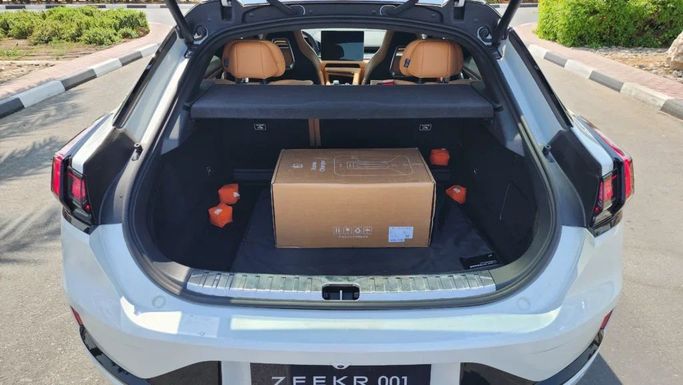 New Zeekr 001 I Facelift, 2023 in Dubai by Alwan Global Cars, White color. Other | AUTO.AE