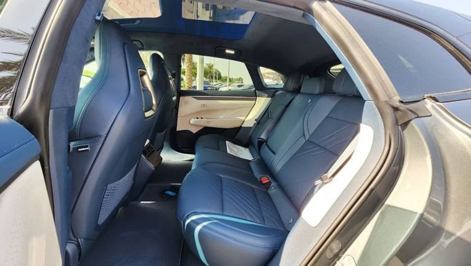 New Zeekr 001 I Facelift, 2024 in Dubai by Alwan Global Cars, Grey color. Other | AUTO.AE
