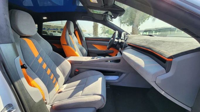 New Zeekr 001 I Facelift, 2025 in Dubai by Alwan Global Cars, White color. Other | AUTO.AE