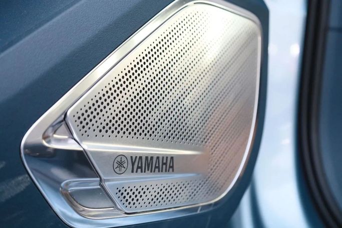 Новый Zeekr 001 I, 2024 в Дубае от Top Euro Cars Голубой цвет.  | AUTO.AE