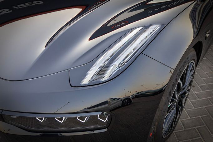 New Zeekr 001 I Facelift 1, 2024 in Dubai by Albustanji Motors FZCO, Black color. GCC Specs | AUTO.AE