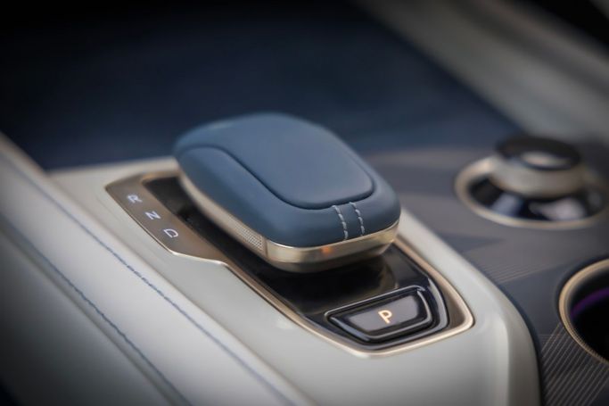 New Zeekr 001 I Facelift 1, 2024 in Dubai by Albustanji Motors FZCO, Black color. GCC Specs | AUTO.AE