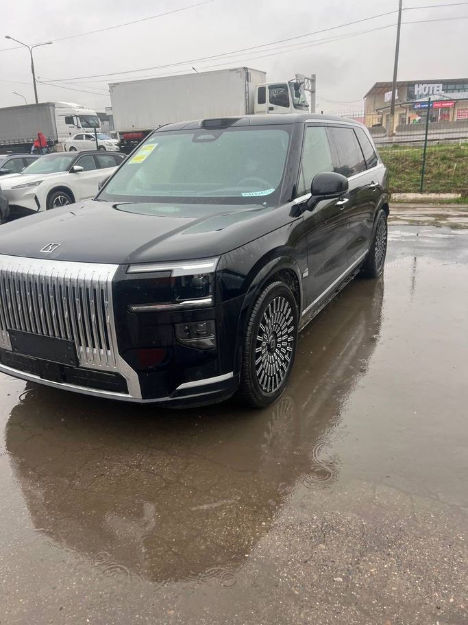 جديدة Zeekr 9X, 2.0 l, 2025 في في دبي، اللون أسود. المواصفات الصينية | AUTO.AE