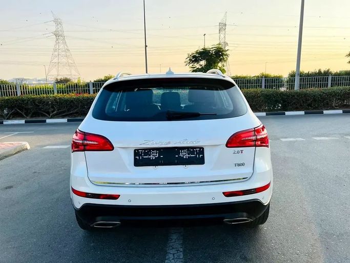 Подержанный Zotye T600, 2.0 л, 2019 в Дубае от First Choice Motors Белый цвет. GCC | AUTO.AE