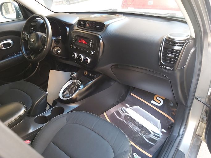 مستعملة Kia Soul ثانياً، 1.6 لتر، 2016 في مصر، الإسكندرية من Car City، اللون رمادي. المواصفات الأفريقية | AUTO.AE | إعلان #294214 — صورة 10 من 19
