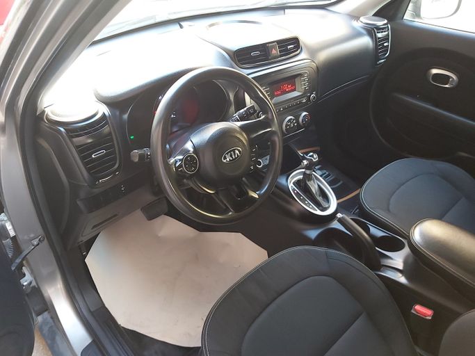 مستعملة Kia Soul ثانياً، 1.6 لتر، 2016 في مصر، الإسكندرية من Car City، اللون رمادي. المواصفات الأفريقية | AUTO.AE | إعلان #294214 — صورة 18 من 19