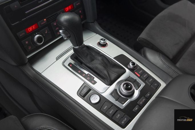 مستعملة Audi Q7 55 TFSI I (4L) فيس ليفت (4L)، 4.2 لتر، 2010 في الأردن، عمان من PRESTIGE AUTO، اللون رمادي.  | AUTO.AE | إعلان #296246 — صورة 14 من 40