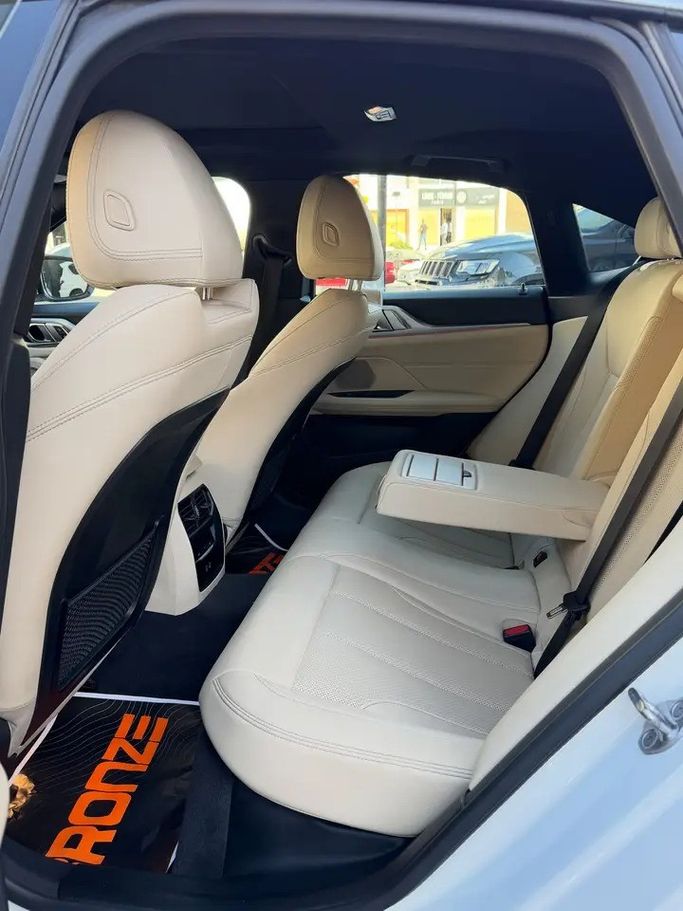 مستعملة BMW i4 eDrive35 G26، 2023 في الأردن، عمان من NEW CORNER، اللون أبيض.  | AUTO.AE | إعلان #295572 — صورة 10 من 11
