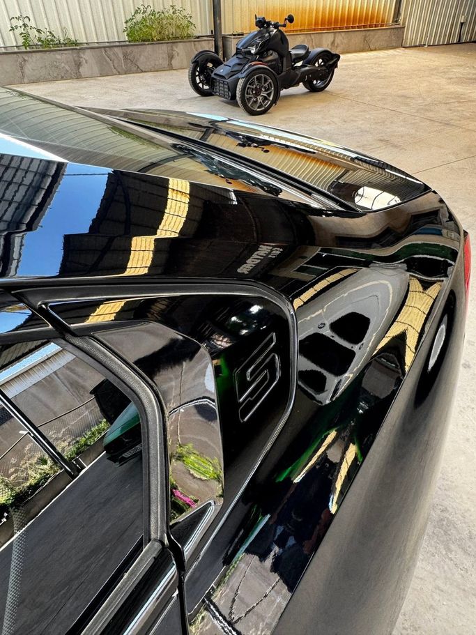 Подержанный BMW i5 eDrive40, 2024 в Иордания, Амман от AL HAYDAR CARS Черный цвет.  | AUTO.AE | Объявление #296560 — фото 10 из 18