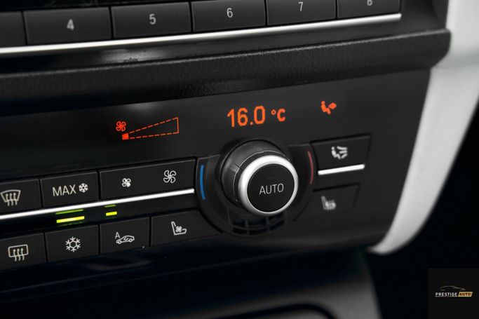 مستعملة BMW M5 V (F10)، 4.4 لتر، 2012 في الأردن، عمان من PRESTIGE AUTO، اللون أزرق.  | AUTO.AE | إعلان #296260 — صورة 20 من 40