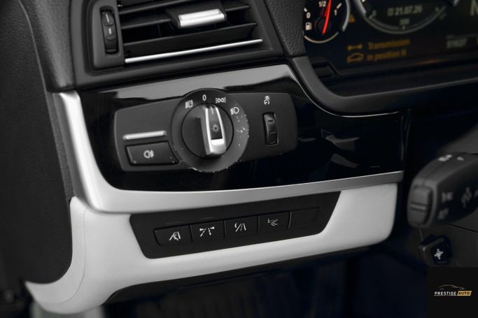 مستعملة BMW M5 V (F10)، 4.4 لتر، 2012 في الأردن، عمان من PRESTIGE AUTO، اللون أزرق.  | AUTO.AE | إعلان #296260 — صورة 25 من 40
