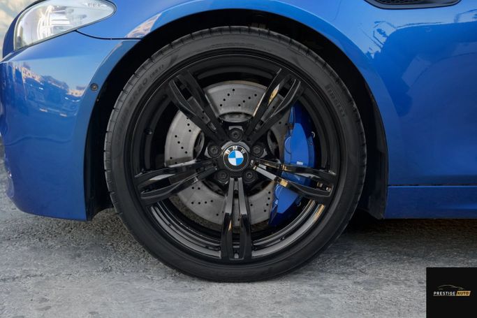 مستعملة BMW M5 V (F10)، 4.4 لتر، 2012 في الأردن، عمان من PRESTIGE AUTO، اللون أزرق.  | AUTO.AE | إعلان #296260 — صورة 32 من 40