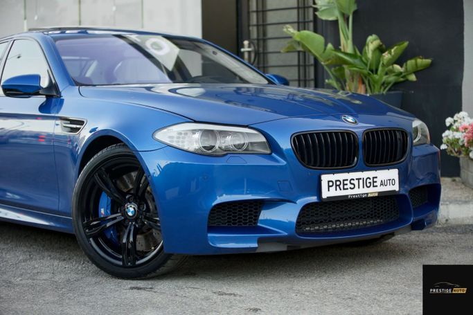 مستعملة BMW M5 V (F10)، 4.4 لتر، 2012 في الأردن، عمان من PRESTIGE AUTO، اللون أزرق.  | AUTO.AE | إعلان #296260 — صورة 38 من 40