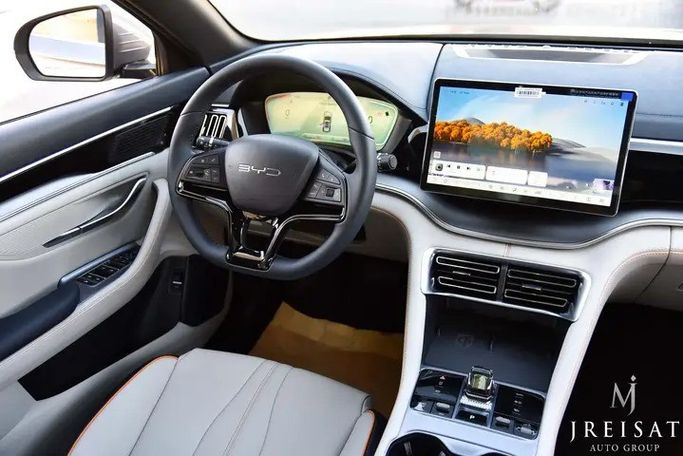Новый BYD Song Plus I Рестайлинг, 1.5 л, 2027 в Иордания, Амман от JREISAT AUTO GROUP Серебристый цвет.  | AUTO.AE | Объявление #295597 — фото 15 из 19