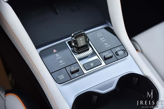 Новый BYD Song Plus I Рестайлинг, 1.5 л, 2027 в Иордания, Амман от JREISAT AUTO GROUP Серебристый цвет.  | AUTO.AE | Объявление #295597 — фото 8 из 19