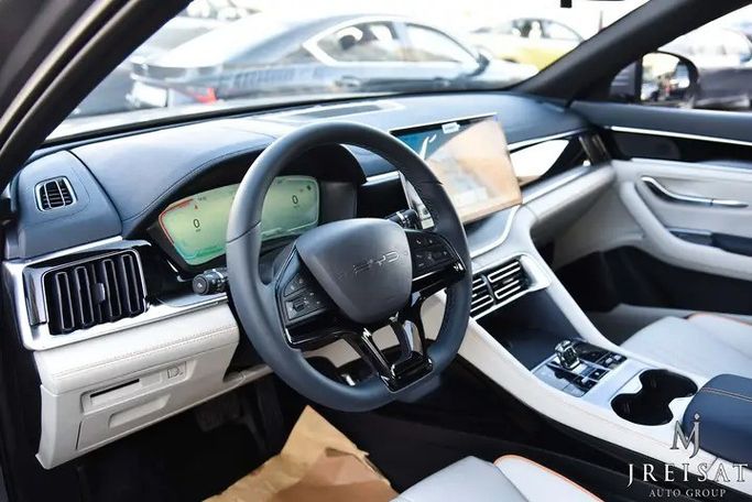 Новый BYD Song Plus I Рестайлинг, 1.5 л, 2027 в Иордания, Амман от JREISAT AUTO GROUP Серебристый цвет.  | AUTO.AE | Объявление #295597 — фото 10 из 19
