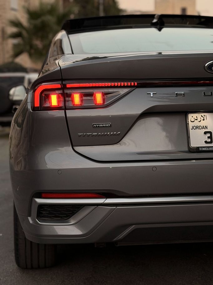 Новый Ford Taurus VIII, 1.5 л, 2025 в Иордания, Амман от AL FURSAN MOTORS Серый цвет.  | AUTO.AE | Объявление #296416 — фото 12 из 12