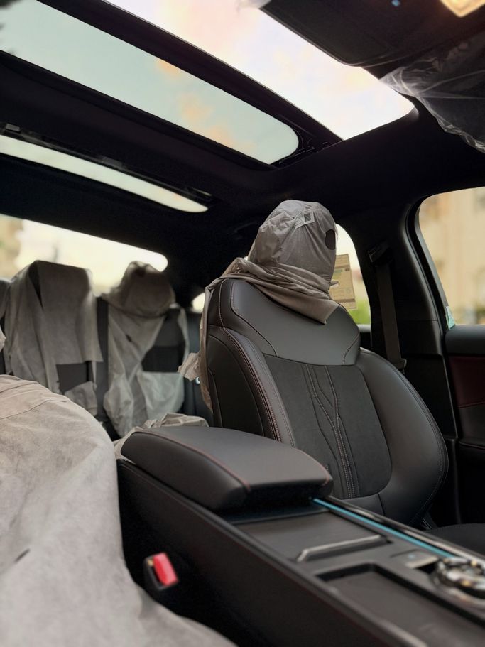 Новый Ford Taurus VIII, 1.5 л, 2025 в Иордания, Амман от AL FURSAN MOTORS Серый цвет.  | AUTO.AE | Объявление #296416 — фото 10 из 12