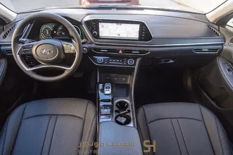 Подержанный Hyundai Sonata VIII (DN8), 2.0 л, 2022 в Иордания, Амман от SHAYBETH MOTORS Черный цвет.  | AUTO.AE | Объявление #295712 — фото 4 из 10
