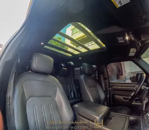 Подержанный Land Rover Defender 110 II, 2.0 л, 2022 в Иордания, Амман от SHAYBETH MOTORS Серый цвет. Other | AUTO.AE | Объявление #295627 — фото 7 из 10