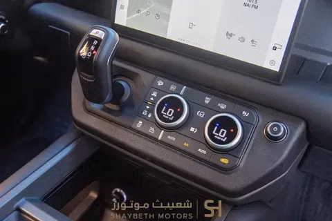 Новый Land Rover Defender 110 II, 2.0 л, 2025 в Иордания, Амман от SHAYBETH MOTORS Тёмно-бордовый цвет.  | AUTO.AE | Объявление #295640 — фото 7 из 10