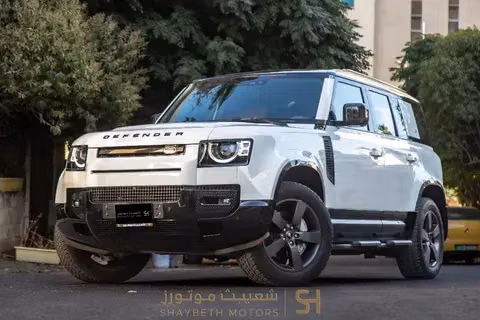 Подержанный Land Rover Defender 110 II, 2.0 л, 2024 в Иордания, Амман от SHAYBETH MOTORS Белый цвет.  | AUTO.AE | Объявление #295665 — фото 2 из 10