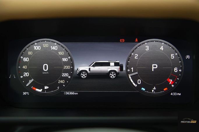 مستعملة Land Rover Defender 110 ثانياً، 3.0 لتر، 2024 في الأردن، عمان من PRESTIGE AUTO، اللون أسود.  | AUTO.AE | إعلان #296175 — صورة 14 من 33