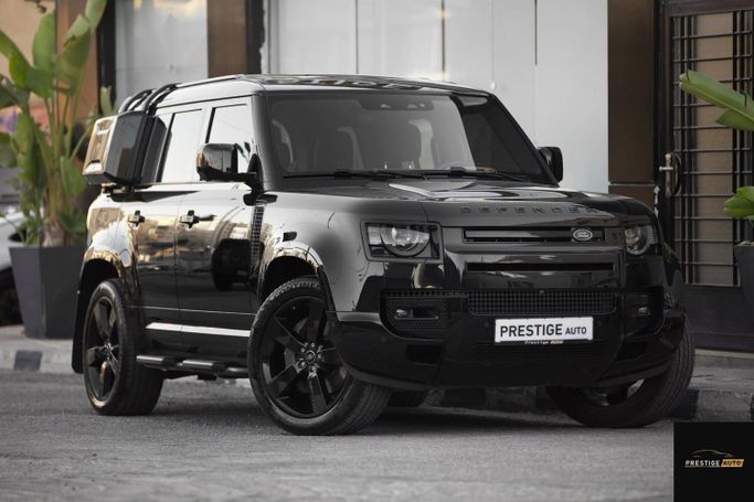 مستعملة Land Rover Defender 110 ثانياً، 2.0 لتر، 2024 في الأردن، عمان من PRESTIGE AUTO، اللون أسود.  | AUTO.AE | إعلان #296248