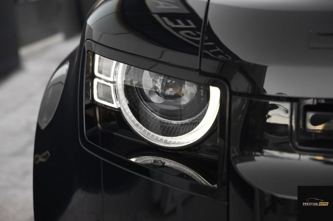 مستعملة Land Rover Defender 110 ثانياً، 2.0 لتر، 2024 في الأردن، عمان من PRESTIGE AUTO، اللون أسود.  | AUTO.AE | إعلان #296248 — صورة 32 من 36