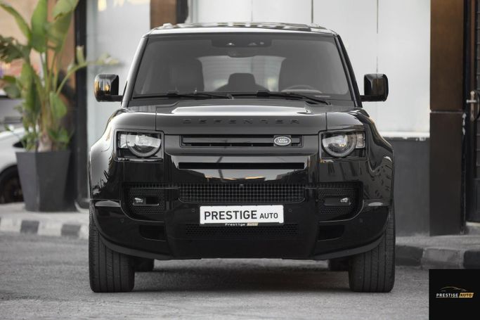 مستعملة Land Rover Defender 110 ثانياً، 2.0 لتر، 2024 في الأردن، عمان من PRESTIGE AUTO، اللون أسود.  | AUTO.AE | إعلان #296248 — صورة 35 من 36