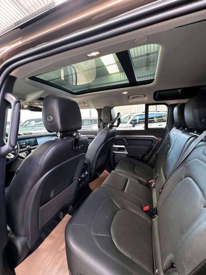 Used Land Rover Defender 110 II (L663), 2.0 l, 2023 in Jordan, Amman by AL HAYDAR CARS, Grey color.  | AUTO.AE | Listing #296556 — photo 16 of 17