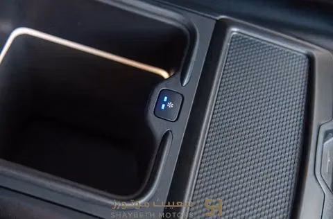 مستعملة Land Rover Range Rover Evoque P270e فيس ليفت الثاني، 1.5 لتر، 2024 في الأردن، عمان من SHAYBETH MOTORS، اللون أسود. أخرى | AUTO.AE | إعلان #295521 — صورة 7 من 10