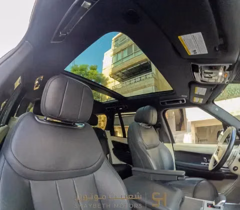 مستعملة Land Rover Range Rover Evoque P270e فيس ليفت الثاني، 1.5 لتر، 2024 في الأردن، عمان من SHAYBETH MOTORS، اللون أسود. أخرى | AUTO.AE | إعلان #295521 — صورة 8 من 10