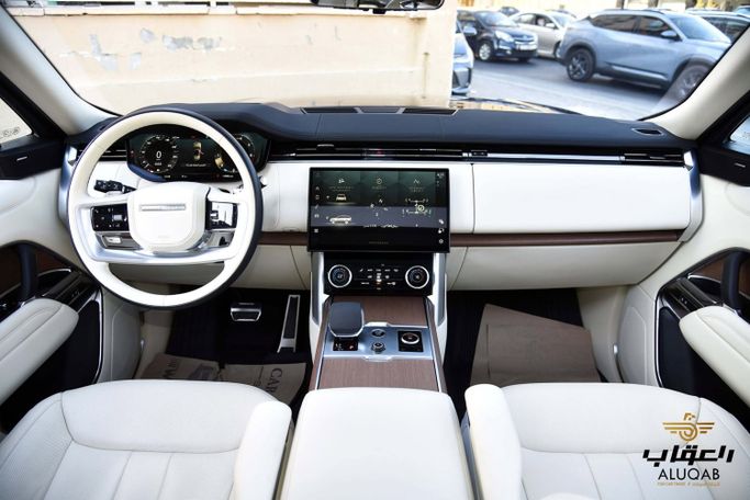 Новый Land Rover Range Rover P400 MHEV V (L460), 3.0 л, 2023 в Иордания, Амман от AL UQAB TRADING Тёмно-синий цвет.  | AUTO.AE | Объявление #295668 — фото 15 из 25