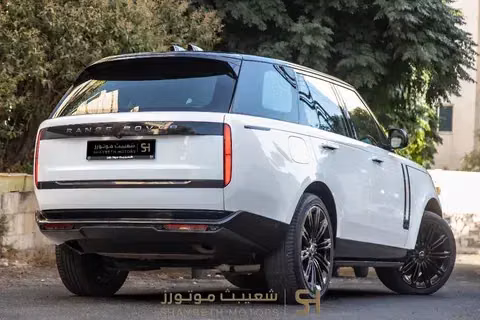 Подержанный Land Rover Range Rover P550e V (L460), 3.0 л, 2024 в Иордания, Амман от SHAYBETH MOTORS Белый цвет.  | AUTO.AE | Объявление #295669 — фото 3 из 10