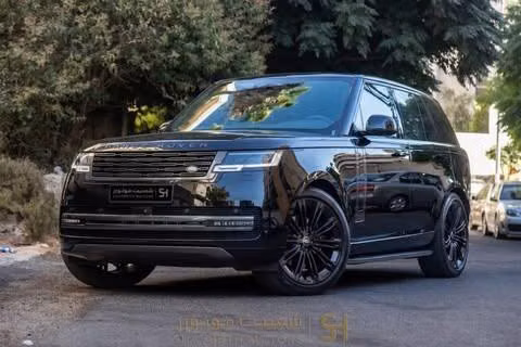 Подержанный Land Rover Range Rover P550e V (L460), 3.0 л, 2025 в Иордания, Амман от SHAYBETH MOTORS Черный цвет.  | AUTO.AE | Объявление #295690 — фото 2 из 10