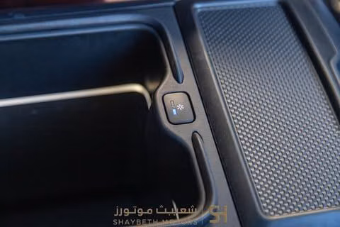 Подержанный Land Rover Range Rover P550e V (L460), 3.0 л, 2025 в Иордания, Амман от SHAYBETH MOTORS Черный цвет.  | AUTO.AE | Объявление #295690 — фото 8 из 10