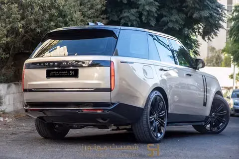 Подержанный Land Rover Range Rover P550e V (L460), 3.0 л, 2025 в Иордания, Амман от SHAYBETH MOTORS Золотистый цвет.  | AUTO.AE | Объявление #295713 — фото 3 из 10