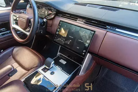 Подержанный Land Rover Range Rover P550e V (L460), 3.0 л, 2025 в Иордания, Амман от SHAYBETH MOTORS Золотистый цвет.  | AUTO.AE | Объявление #295713 — фото 6 из 10