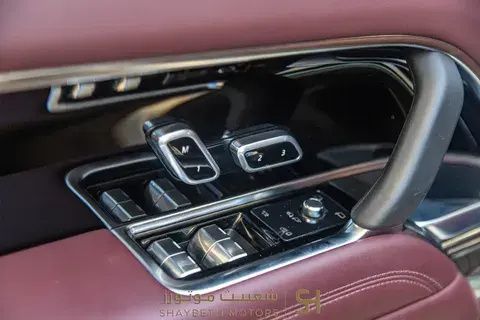 Подержанный Land Rover Range Rover P550e V (L460), 3.0 л, 2025 в Иордания, Амман от SHAYBETH MOTORS Золотистый цвет.  | AUTO.AE | Объявление #295713 — фото 10 из 10
