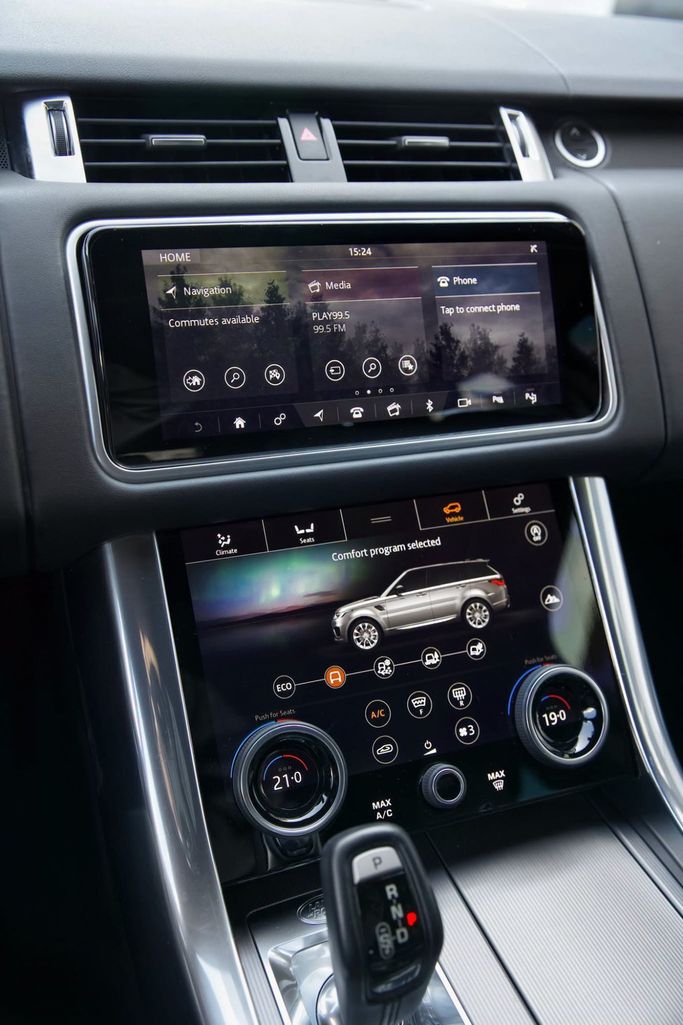 مستعملة Land Rover Range Rover Sport P300 II (L494) Facelift، 2.0 لتر، 2018 في الأردن، عمان من PRESTIGE AUTO، اللون أزرق فاتح.  | AUTO.AE | إعلان #296257 — صورة 13 من 40