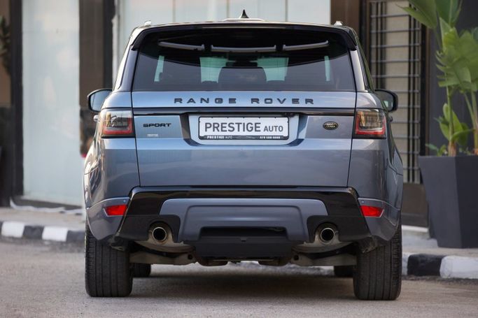 مستعملة Land Rover Range Rover Sport P300 II (L494) Facelift، 2.0 لتر، 2018 في الأردن، عمان من PRESTIGE AUTO، اللون أزرق فاتح.  | AUTO.AE | إعلان #296257 — صورة 38 من 40