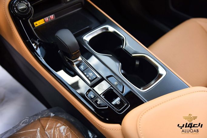 جديدة Lexus NX 350h ثانياً، 2.5 لتر، 2025 في الأردن، عمان من AL UQAB TRADING، اللون فضي.  | AUTO.AE | إعلان #295644 — صورة 16 من 20