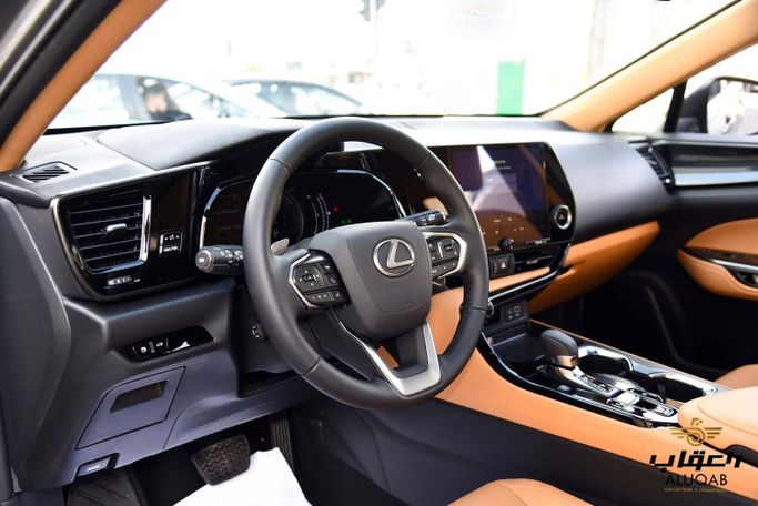 جديدة Lexus NX 350h ثانياً، 2.5 لتر، 2025 في الأردن، عمان من AL UQAB TRADING، اللون فضي.  | AUTO.AE | إعلان #295644 — صورة 8 من 20