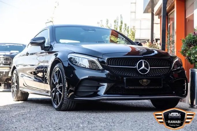 Used Mercedes-Benz C-Class 180 IV (W205) Facelift, 1.5 l, 2019 in Jordan, Amman by RAWABI CITY FOR CARS TRADING, Black color.  | AUTO.AE | Listing #296015 — photo 2 of 18